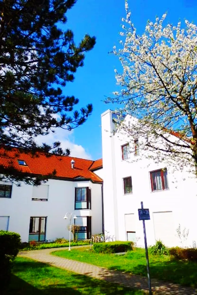 2 Zimmer Wohnung mit 80 m² in München – Bild 5