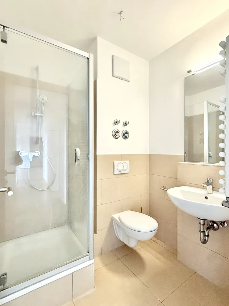 3 Zimmer Wohnung mit 108 m² in Frankfurt am Main – Bild 3