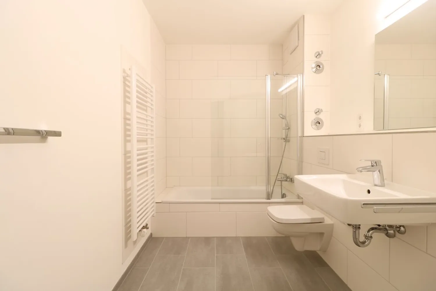 2 room apartment with 60 m² in Frankfurt am Main – Photo 5