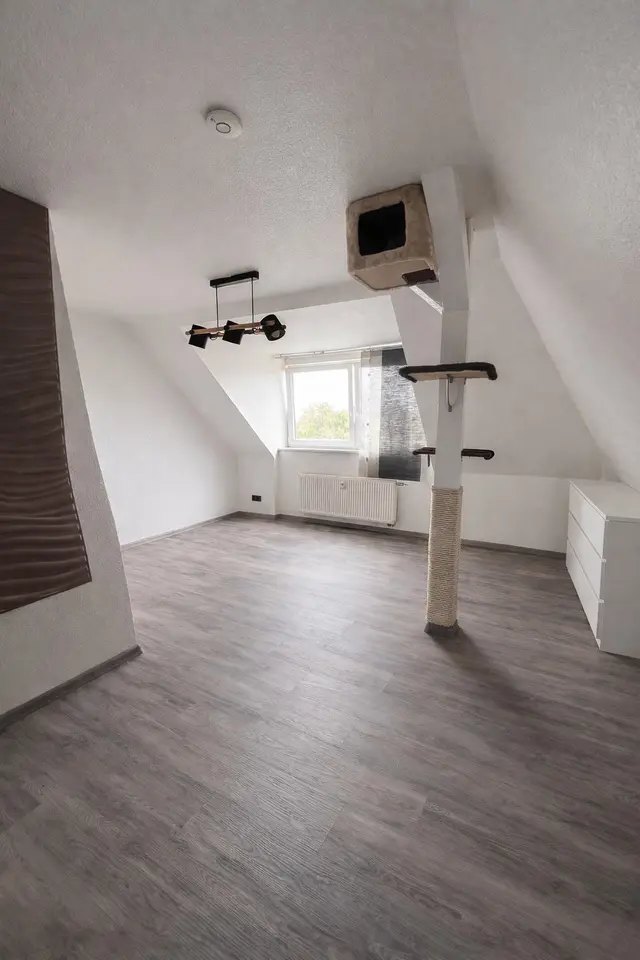 2 Zimmer Wohnung mit 75 m² in Duisburg – Bild 4
