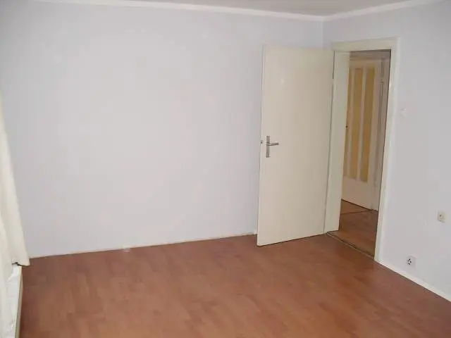 4 Zimmer Wohnung mit 82 m² in Kassel – Bild 4