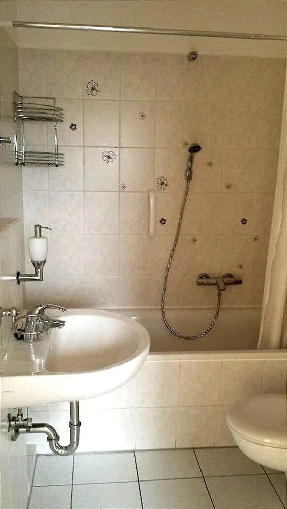 3 room apartment with 66 m² in Neubrandenburg – Photo 3