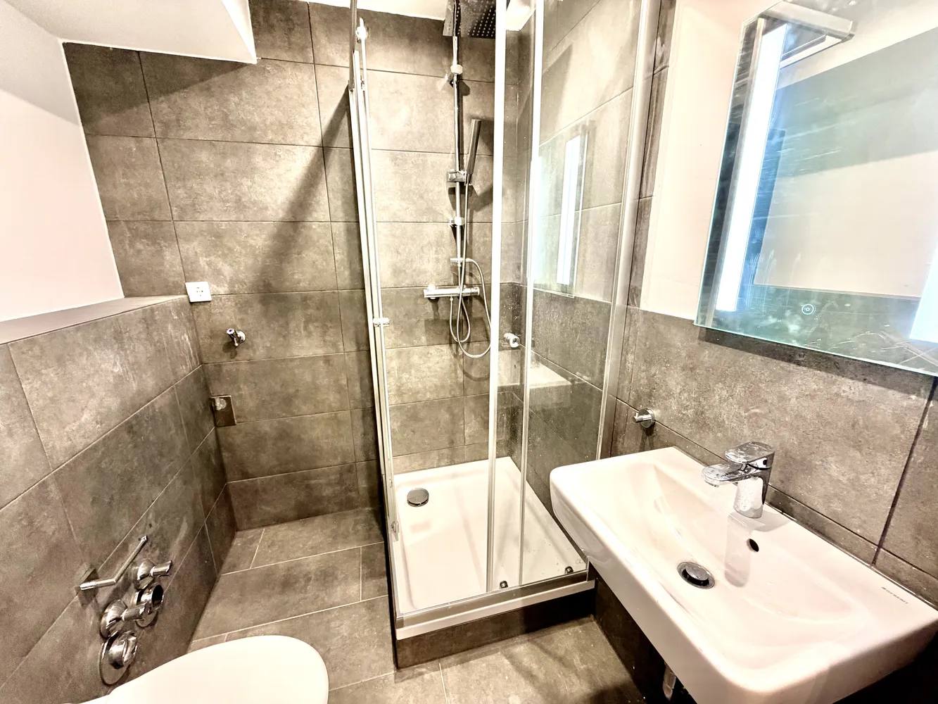 2 Zimmer Wohnung mit 33 m² in Köln – Bild 3