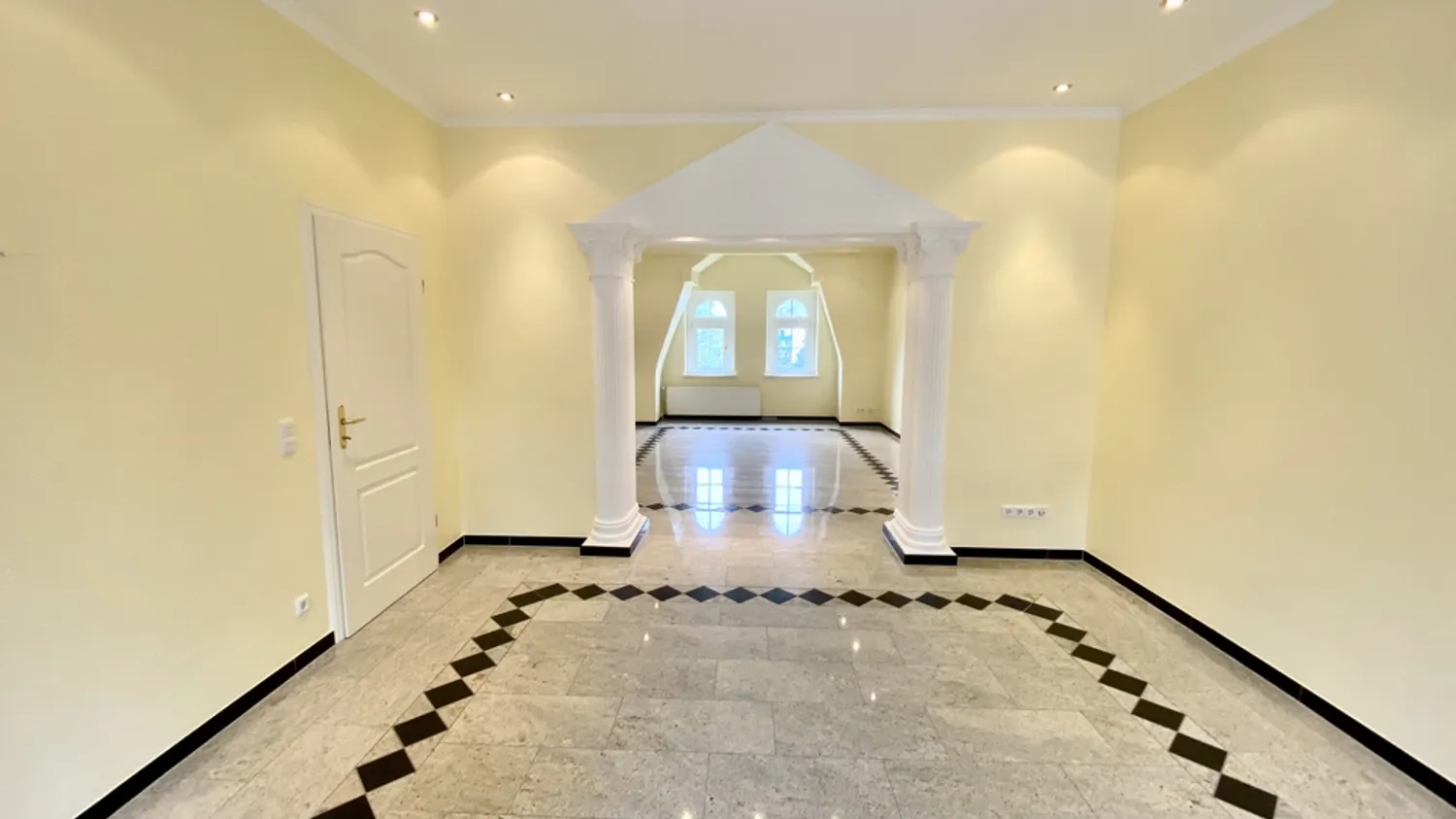 2 Zimmer Wohnung mit 79 m² in Krefeld – Bild 5