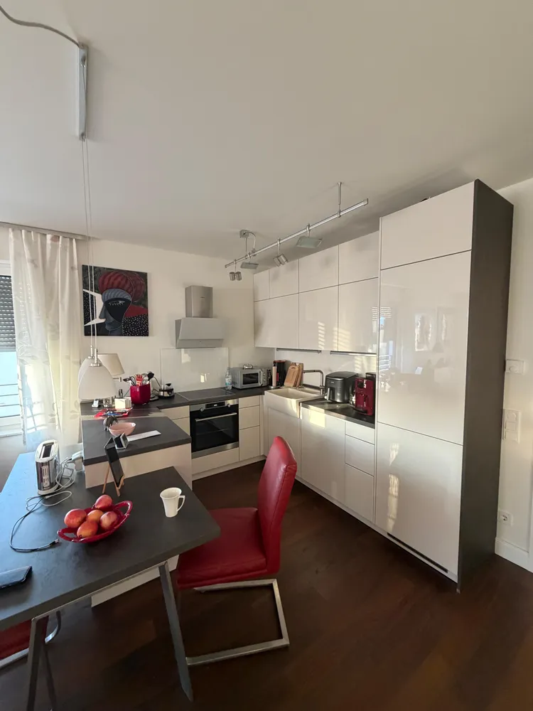 3 Zimmer Wohnung mit 85 m² in Köln – Bild 2