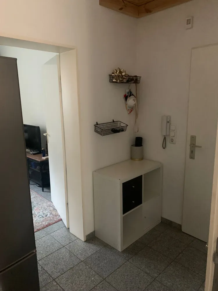 1 Zimmer Wohnung mit 30 m² in Köln – Bild 2