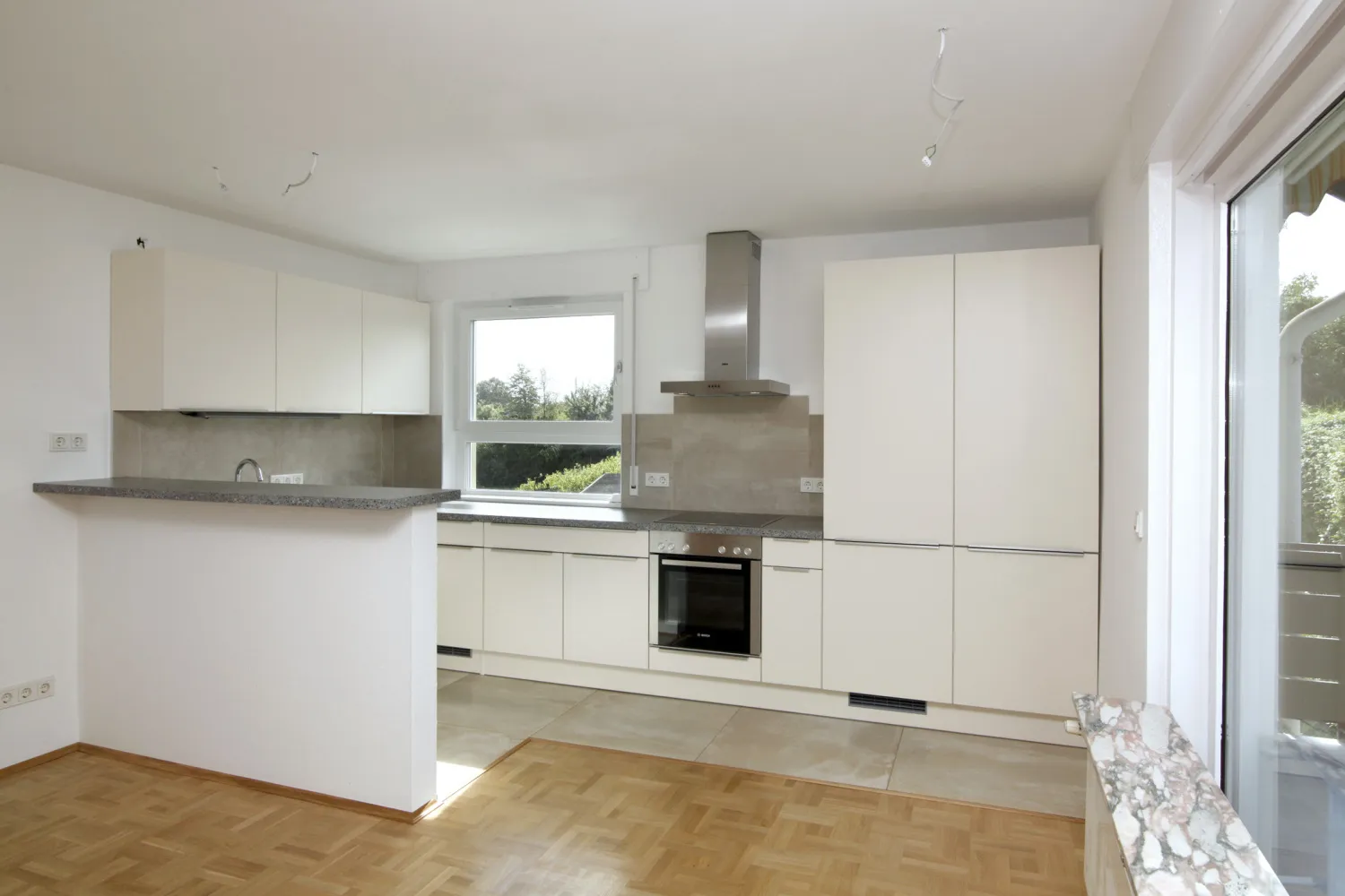 3 Zimmer Wohnung mit 81 m² in Wiesbaden – Bild 1