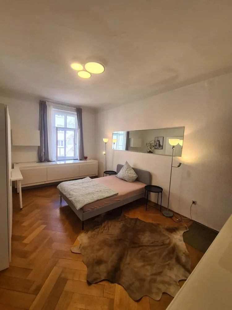 Shared room with 15 m² in Munich – Photo 2