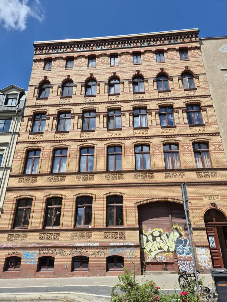 2 Zimmer Wohnung mit 67 m² in Halle (Saale) – Bild 1