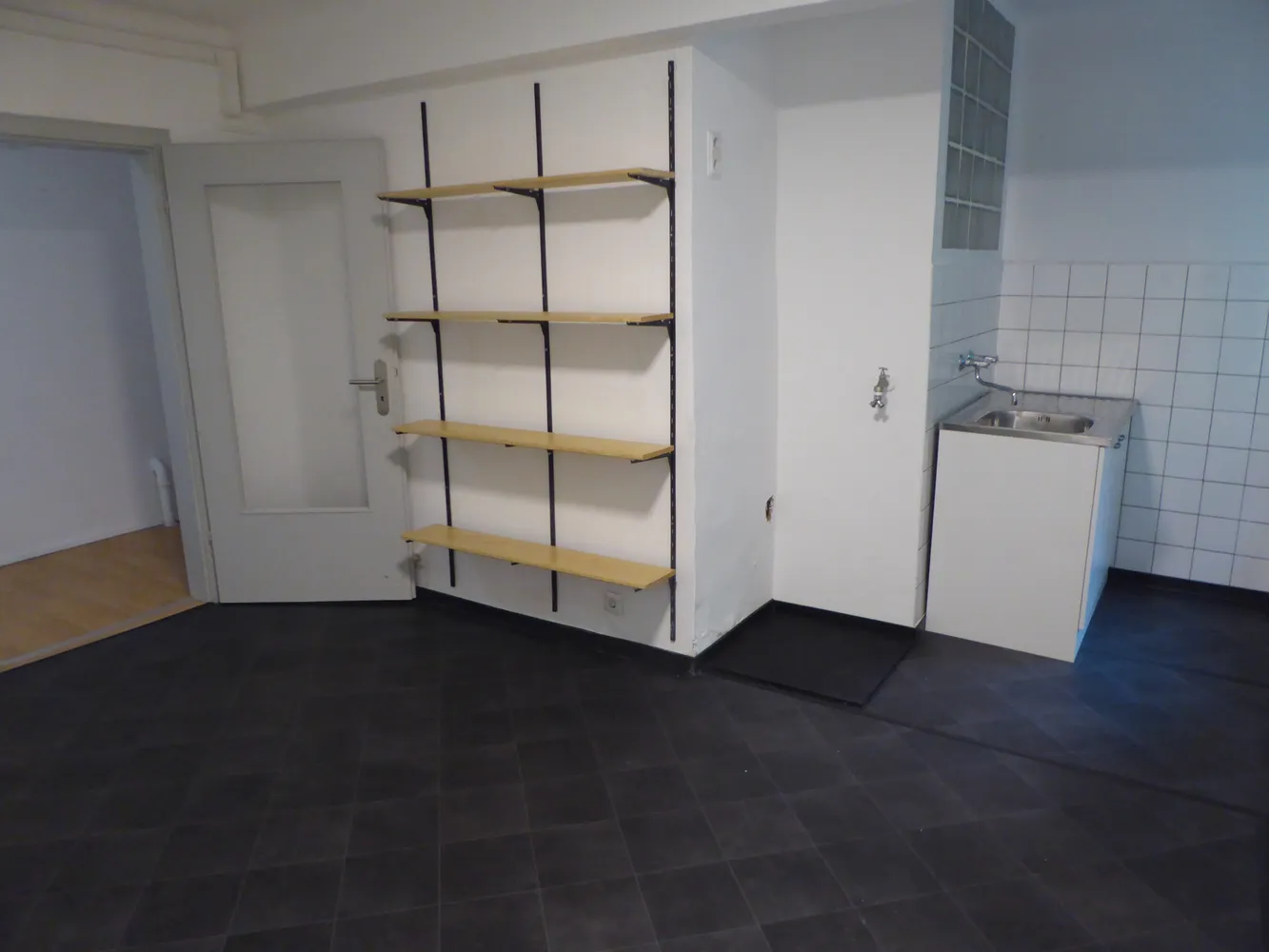 4 room apartment with 93 m² in Saarbrücken – Photo 3