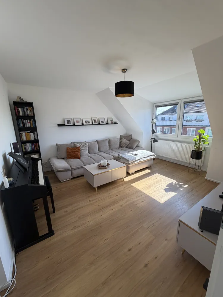 2 room apartment with 61 m² in Düsseldorf – Photo 1