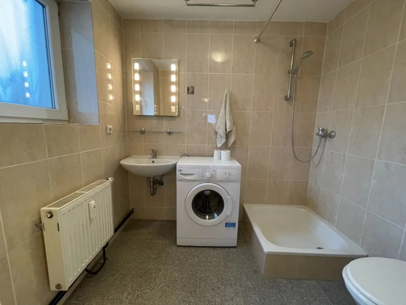 2 Zimmer Wohnung mit 70 m² in Mainz – Bild 4