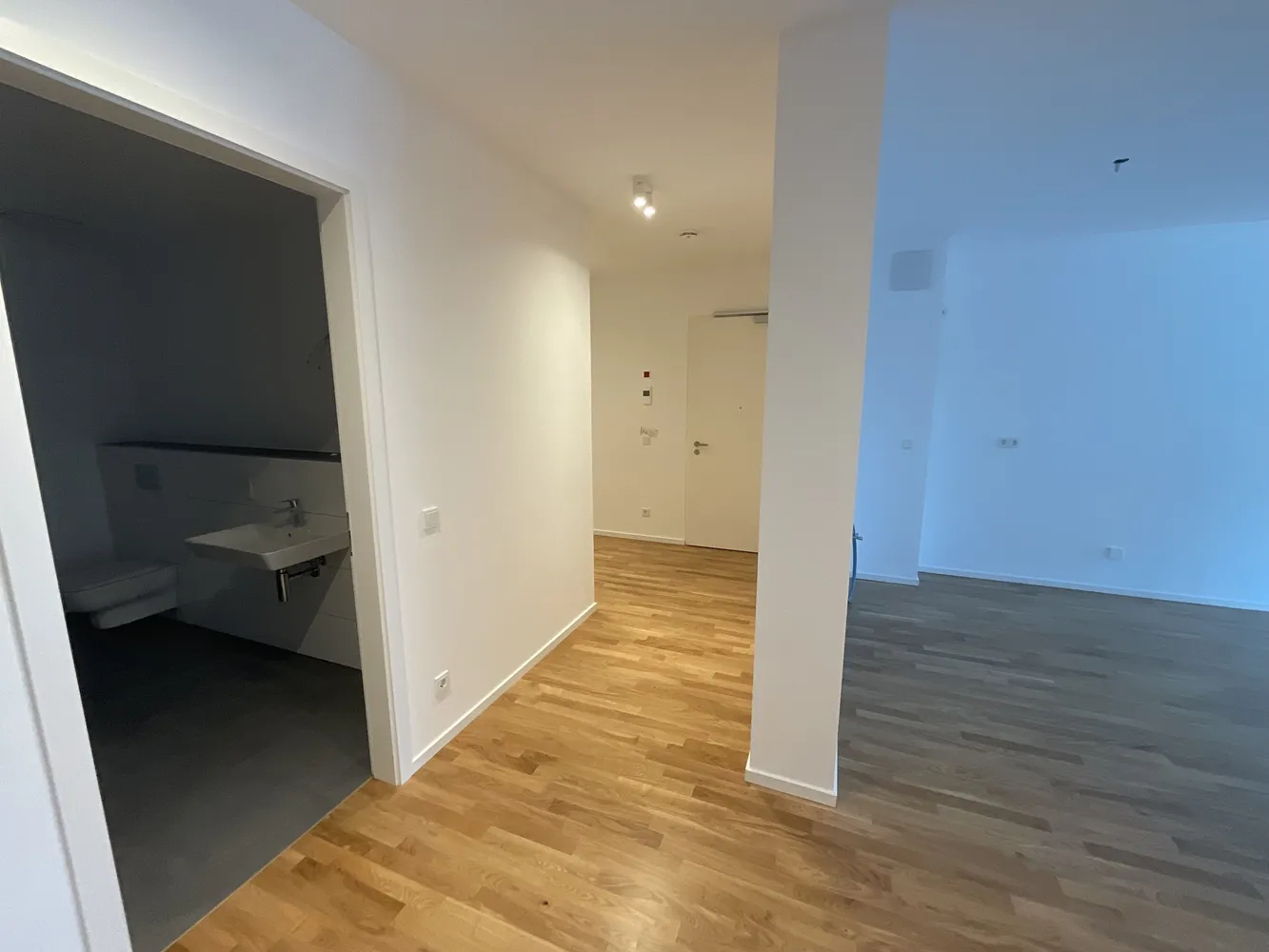 2 Zimmer Wohnung mit 77 m² in Meerbusch – Bild 8