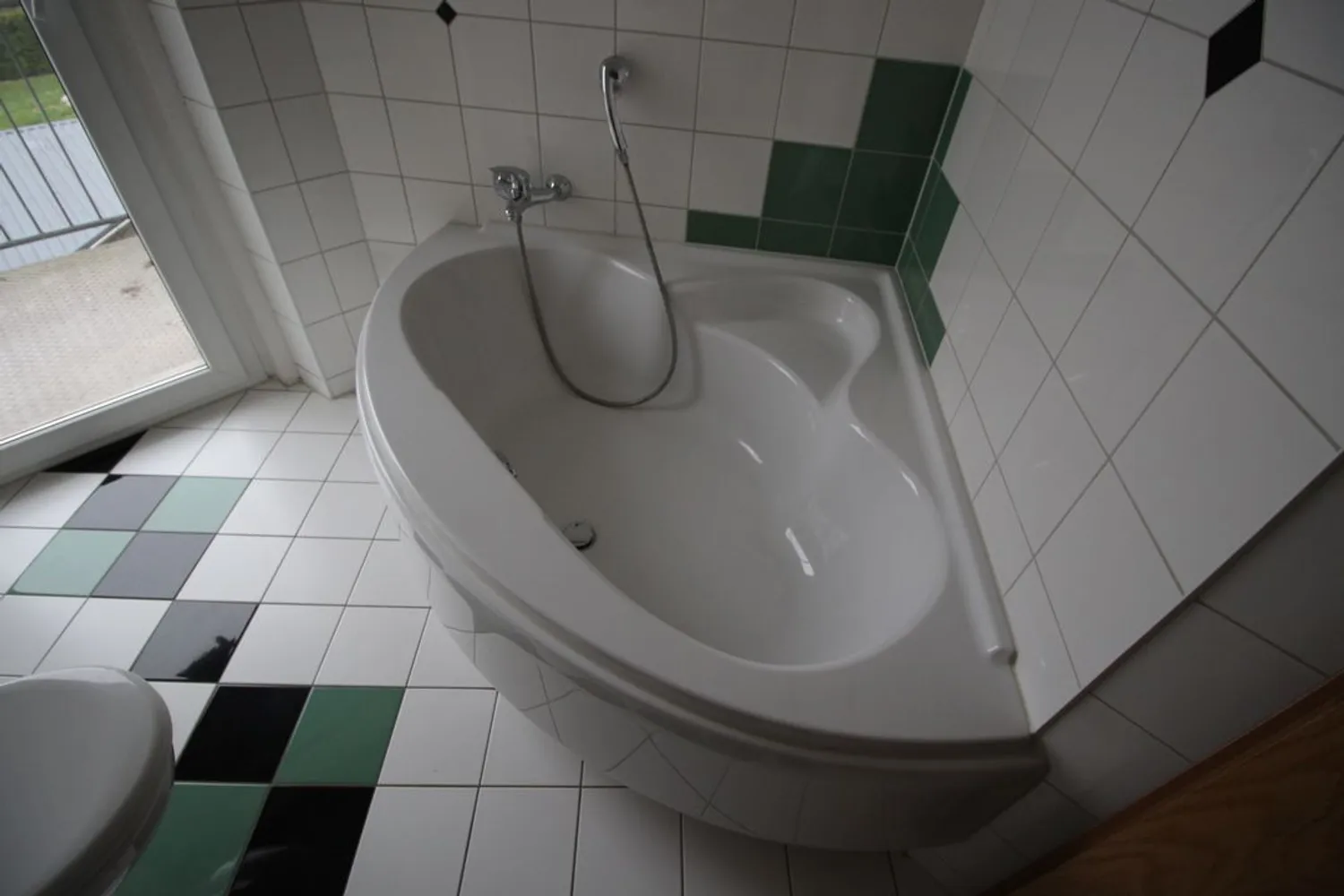 4 Zimmer Wohnung mit 84 m² in Plauen – Bild 12