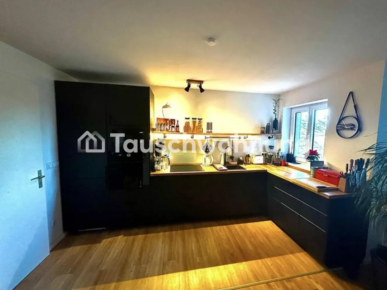 4 Zimmer Wohnung mit 106 m² in Berlin – Bild 2
