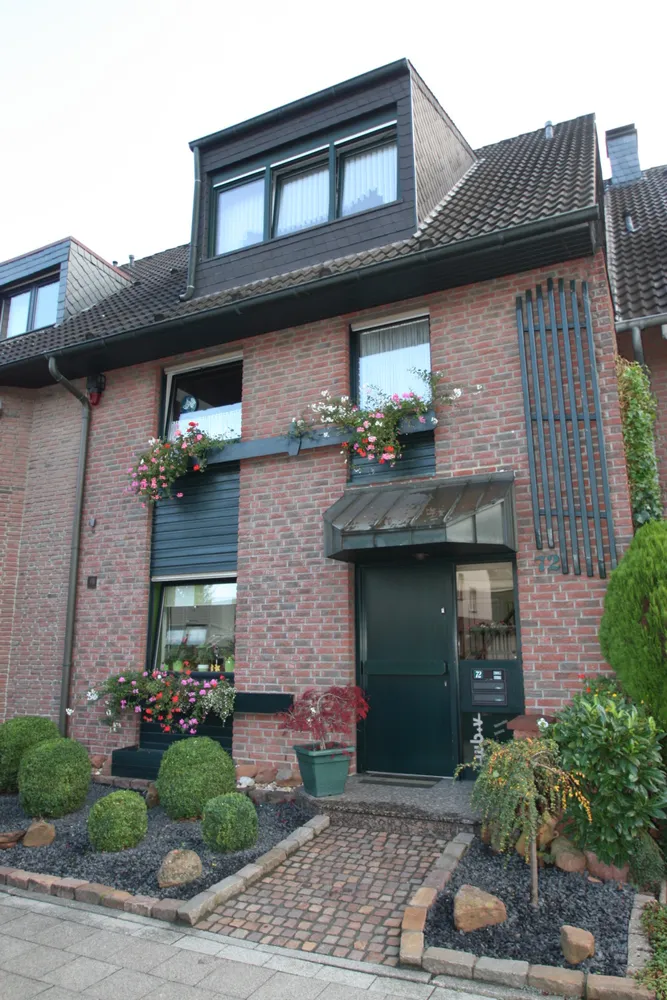 2 Zimmer Wohnung mit 75 m² in Mönchengladbach – Bild 2
