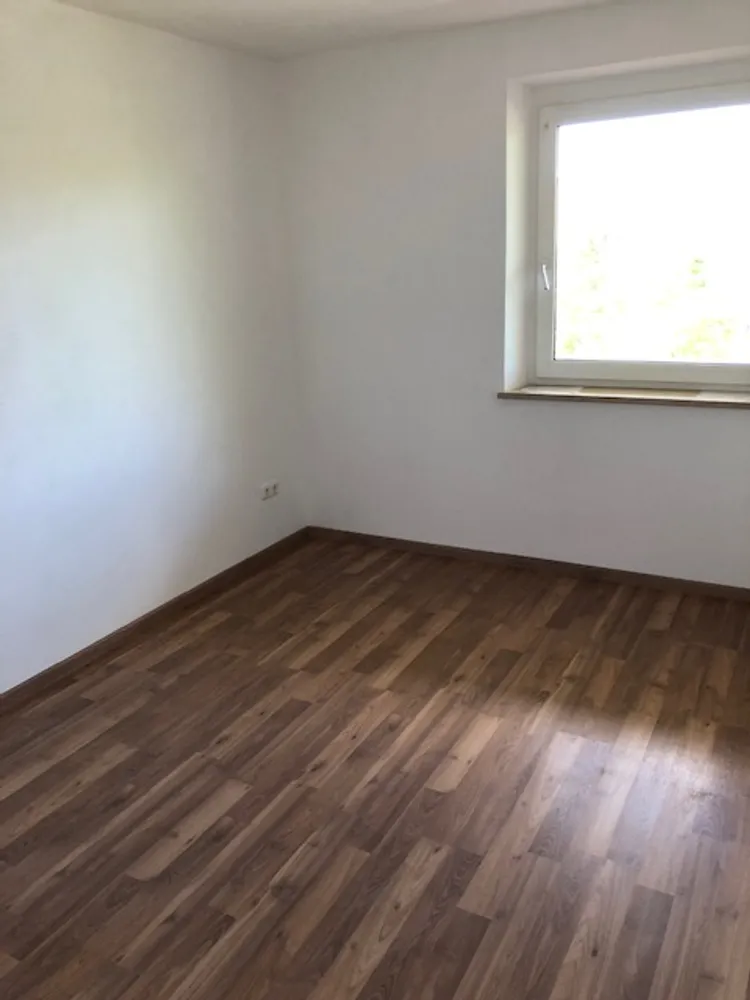 4 Zimmer Wohnung mit 80 m² in Weiden in der Oberpfalz – Bild 4