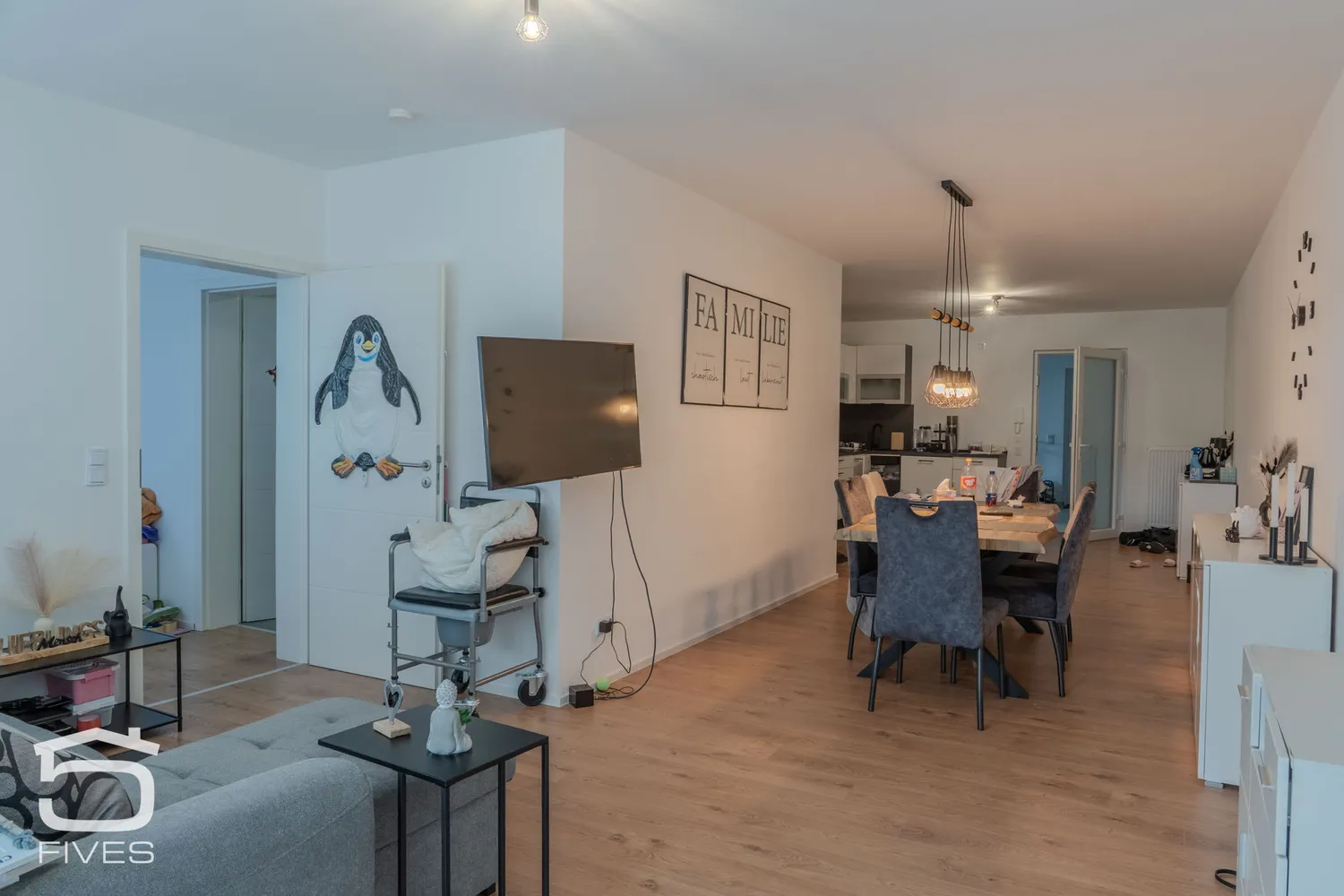 4 Zimmer Wohnung mit 98 m² in Neunkirchen – Bild 5