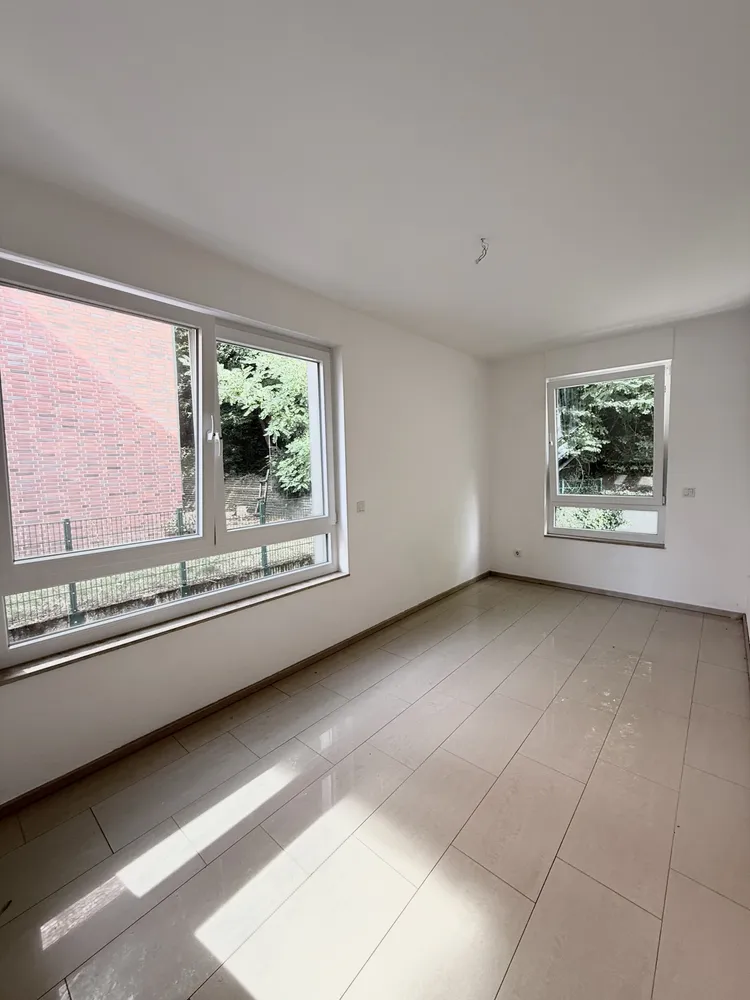 4 Zimmer Wohnung mit 98 m² in Düsseldorf – Bild 6