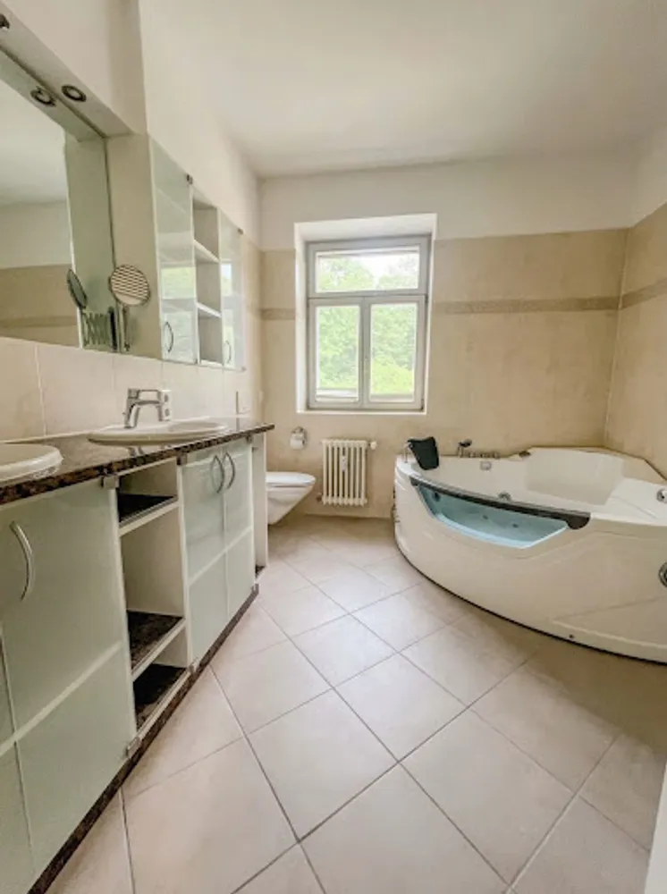 6 Zimmer Wohnung mit 204 m² in Dresden – Bild 5