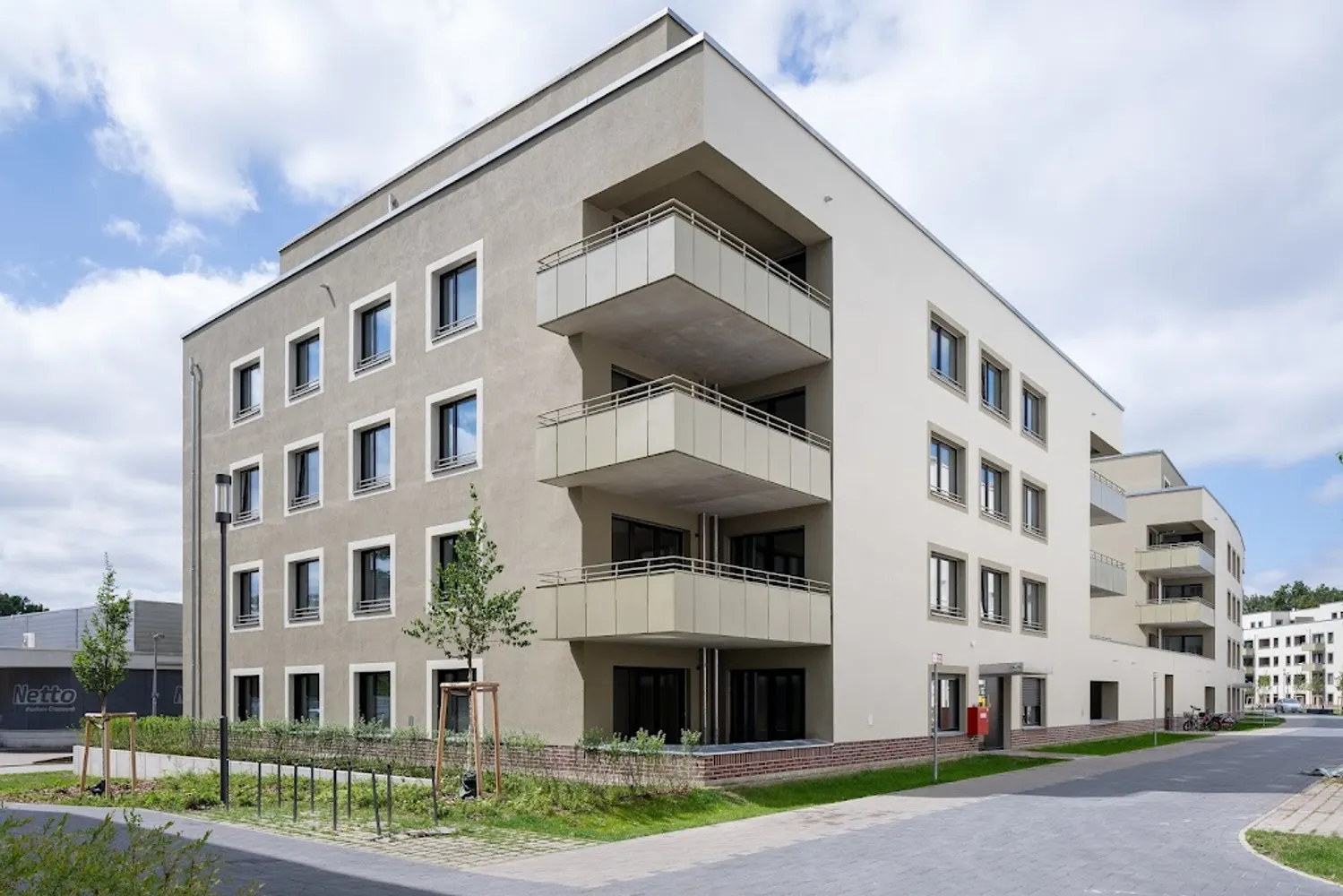 3 Zimmer Wohnung mit 98 m² in Berlin – Bild 2