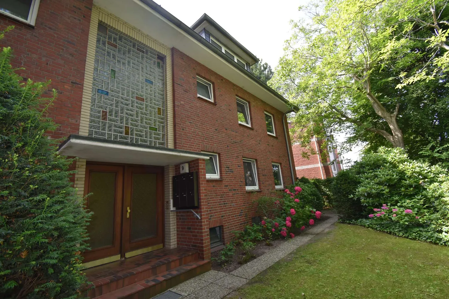 3 Zimmer Wohnung mit 79 m² in Wedel – Bild 1