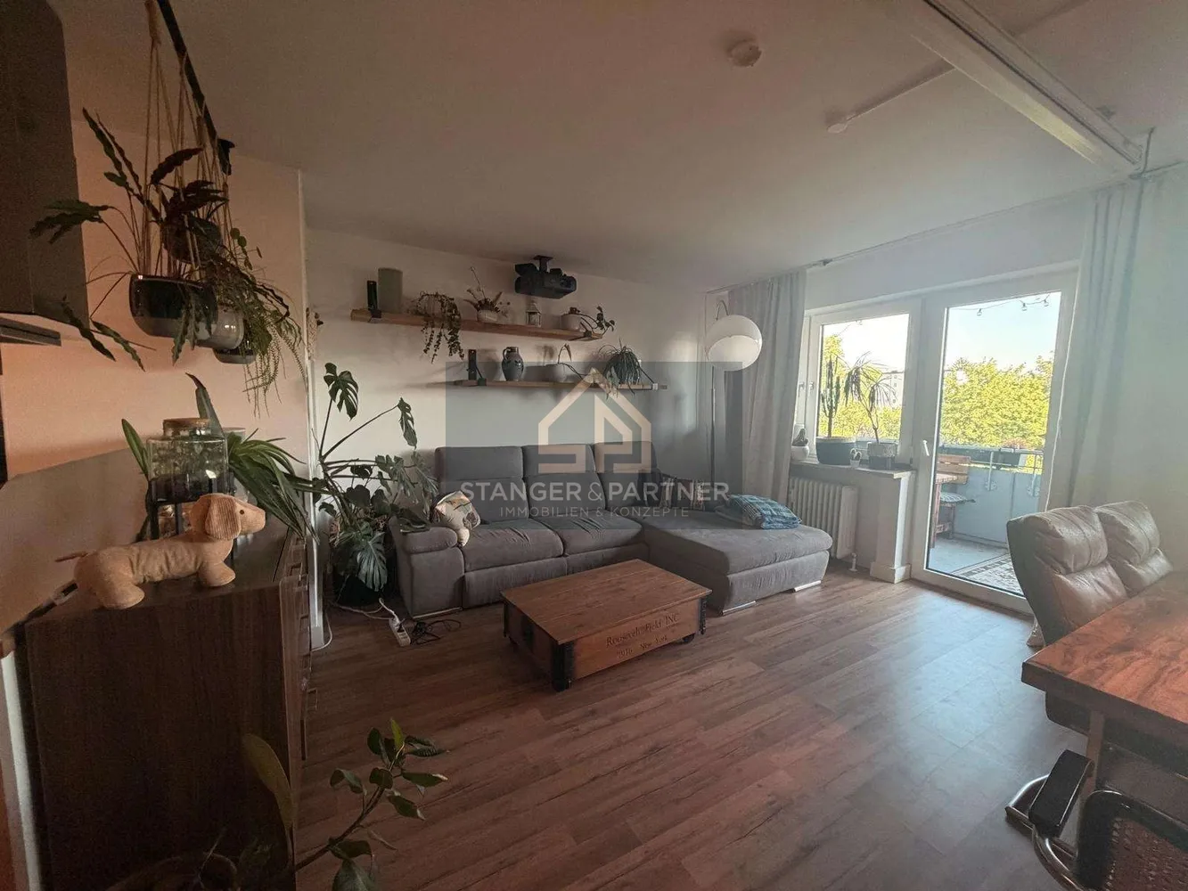 2 Zimmer Wohnung mit 84 m² in München – Bild 2