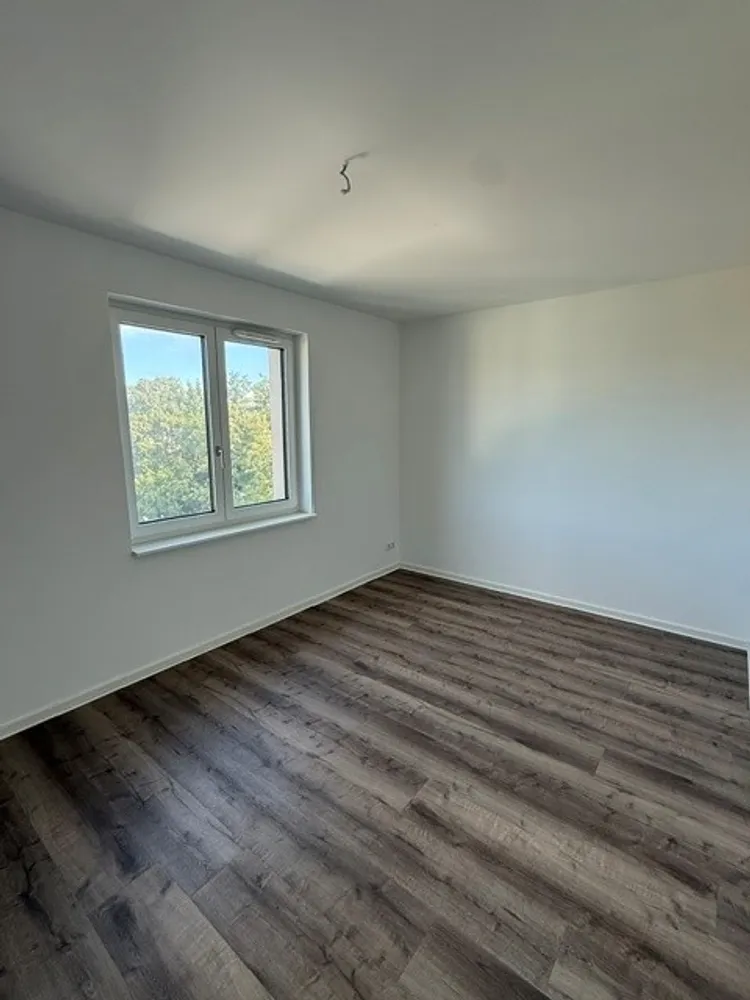 4 Zimmer Wohnung mit 95 m² in Berlin – Bild 3