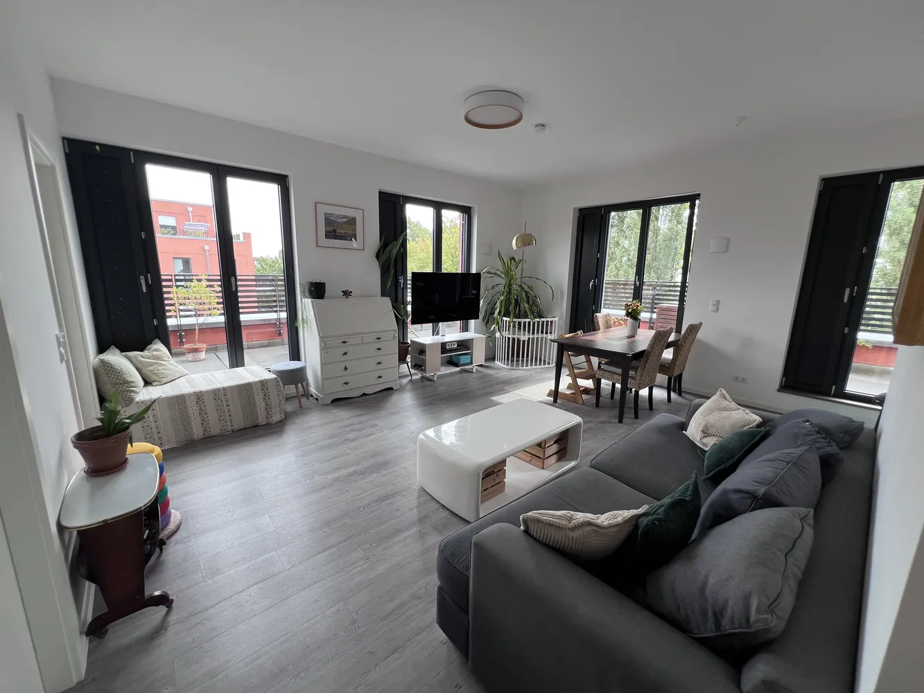 3 Zimmer Wohnung mit 98 m² in Berlin – Bild 8