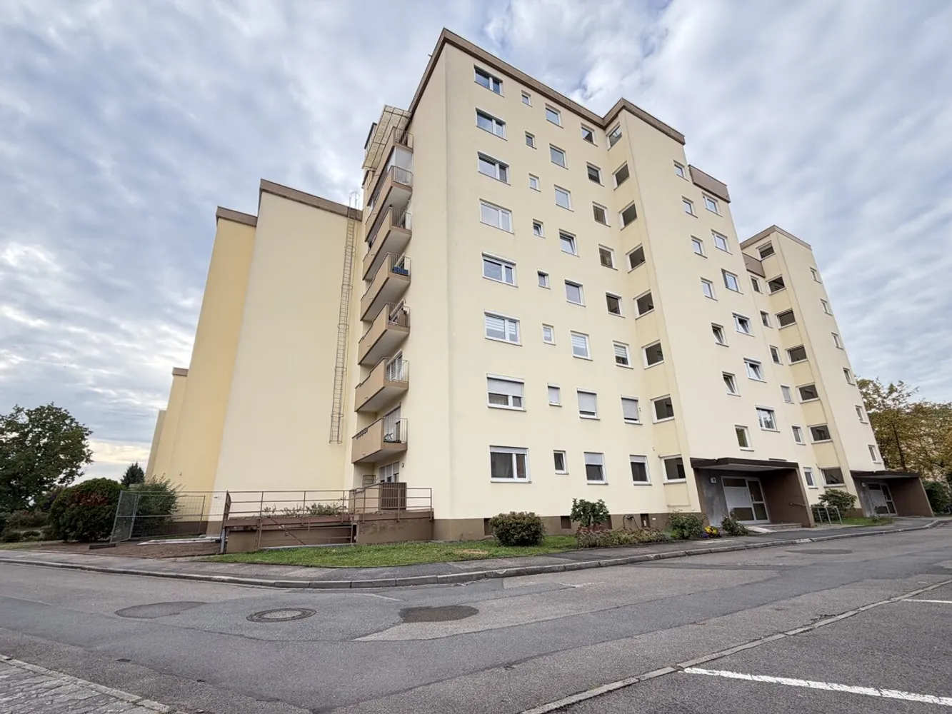 4 Zimmer Wohnung mit 131 m² in Fürth – Bild 1