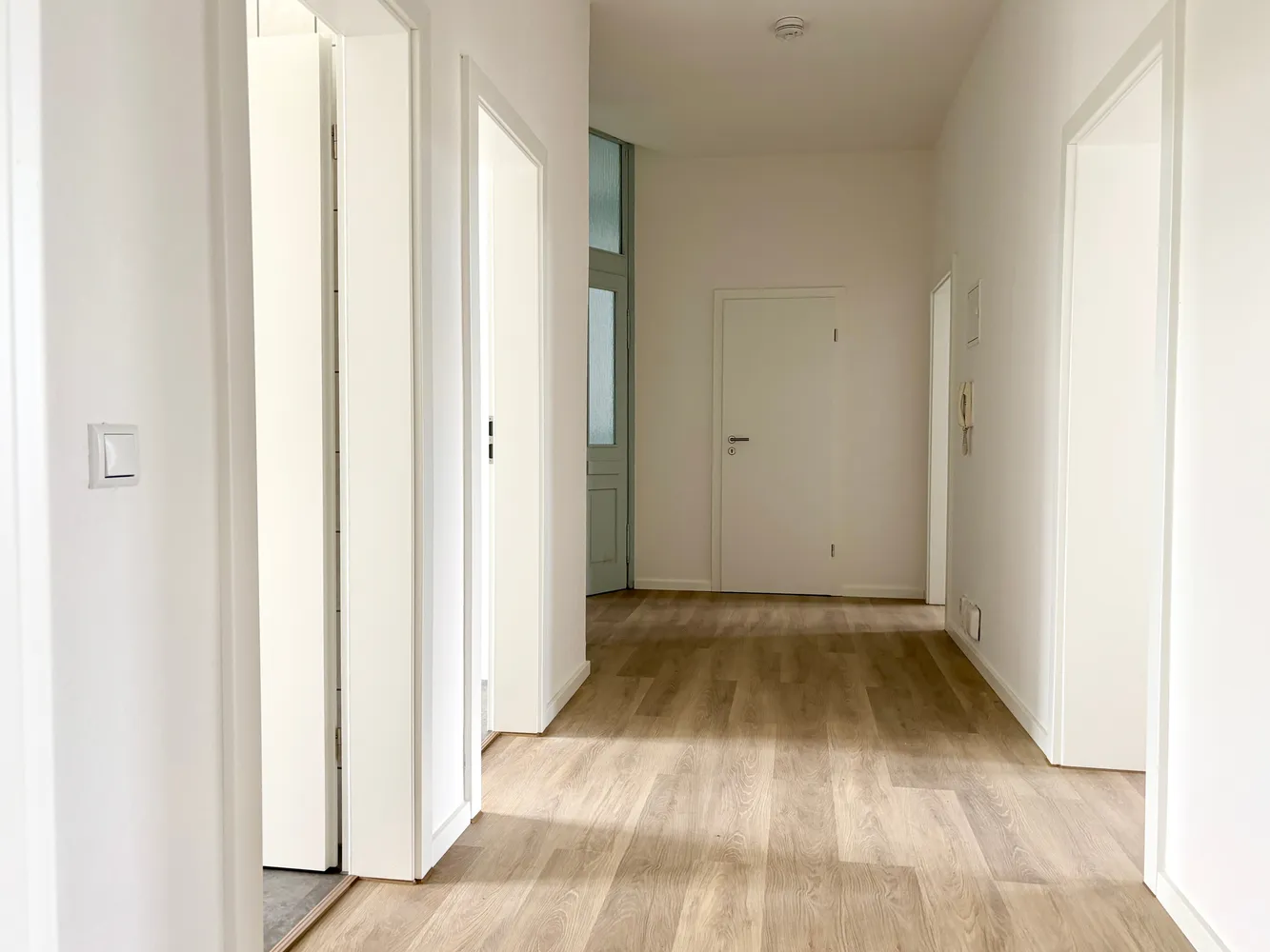 4 Zimmer Wohnung mit 106 m² in Chemnitz – Bild 2