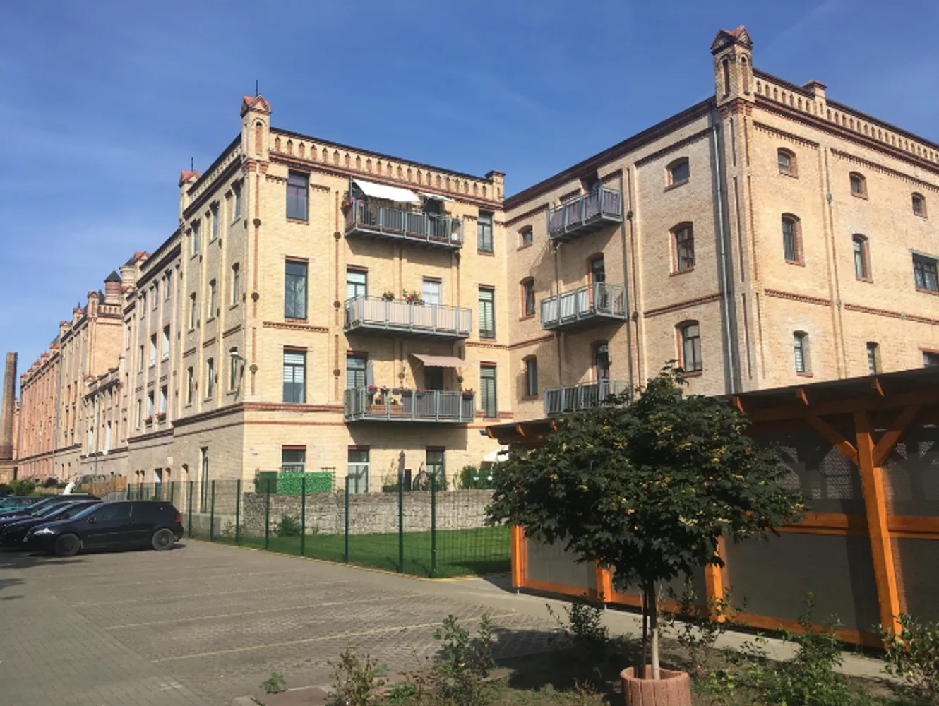 2 Zimmer Wohnung mit 76 m² in Halle (Saale) – Bild 3