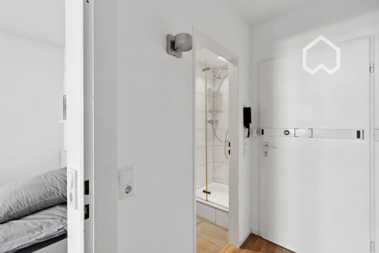 1 Zimmer Wohnung mit 32 m² in Düsseldorf – Bild 7