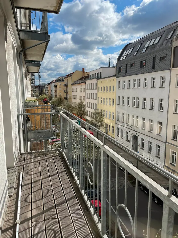 2 Zimmer Wohnung mit 76 m² in Berlin – Bild 6