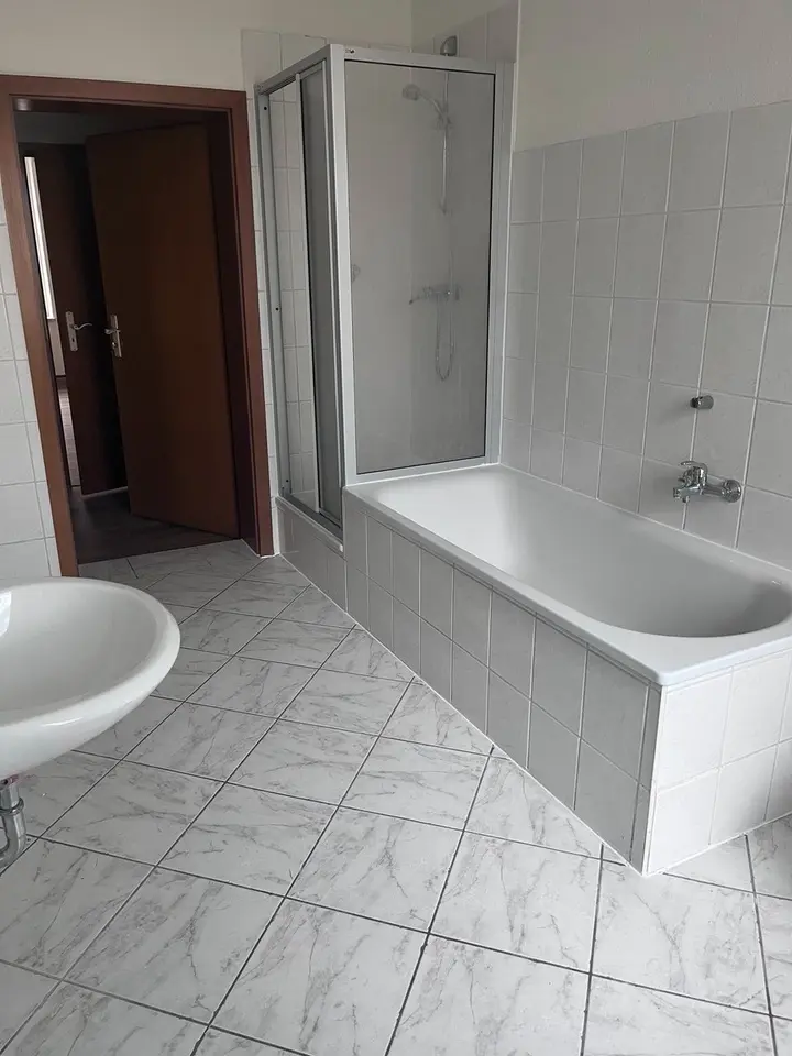 3 Zimmer Wohnung mit 79 m² in Aue-Bad Schlema – Bild 4