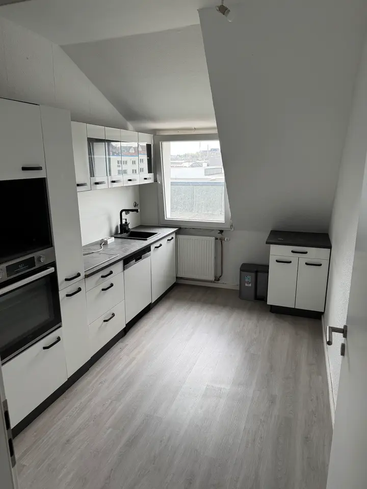 5 Zimmer Wohnung mit 120 m² in Hagen – Bild 1