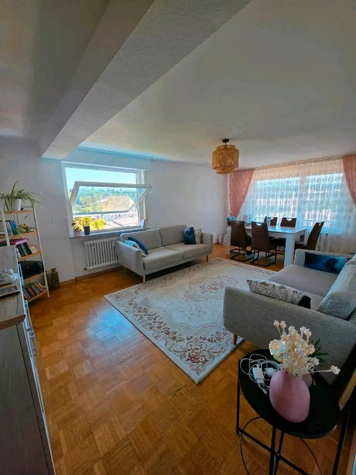 4 Zimmer Wohnung mit 95 m² in Pforzheim – Bild 2