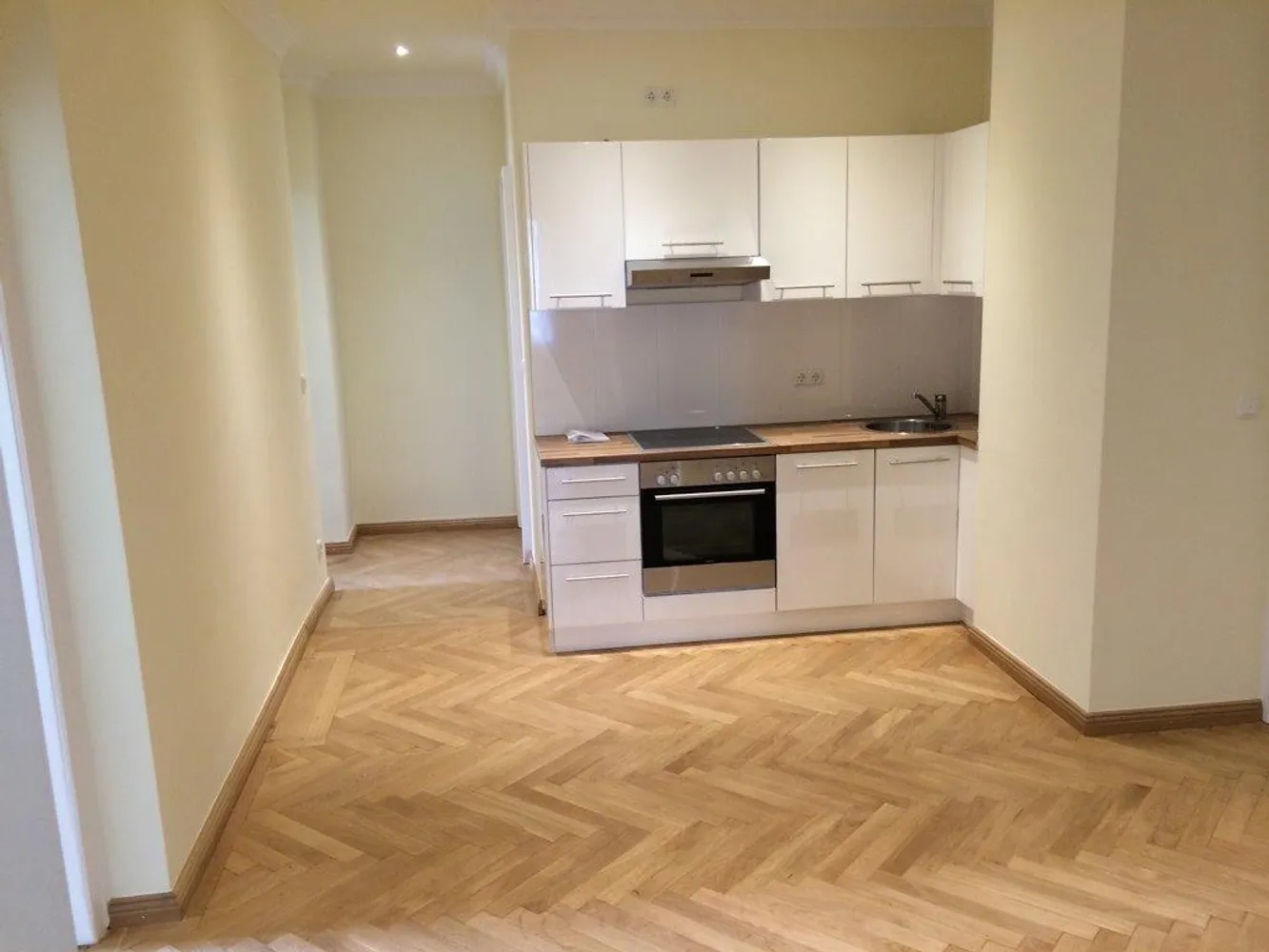 4 Zimmer Wohnung mit 90 m² in München – Bild 4