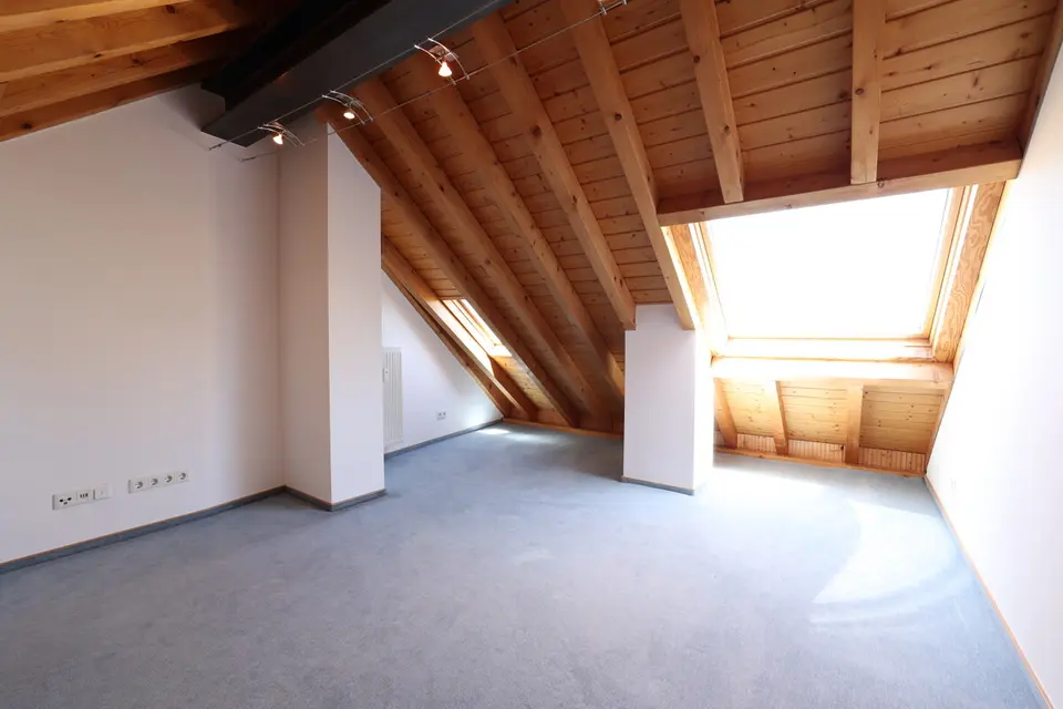 4 Zimmer Wohnung mit 149 m² in Kaiserslautern – Bild 2