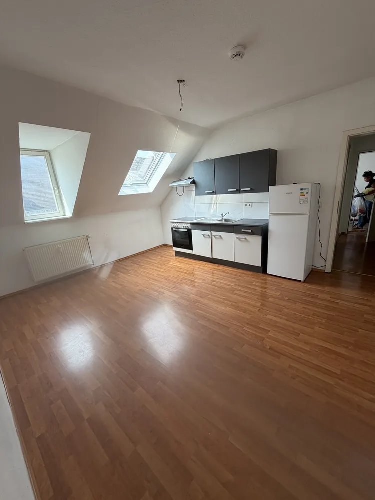 2 Zimmer Wohnung mit 45 m² in Wiesbaden – Bild 3
