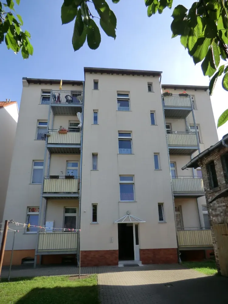 2 Zimmer Wohnung mit 48 m² in Halle (Saale) – Bild 1