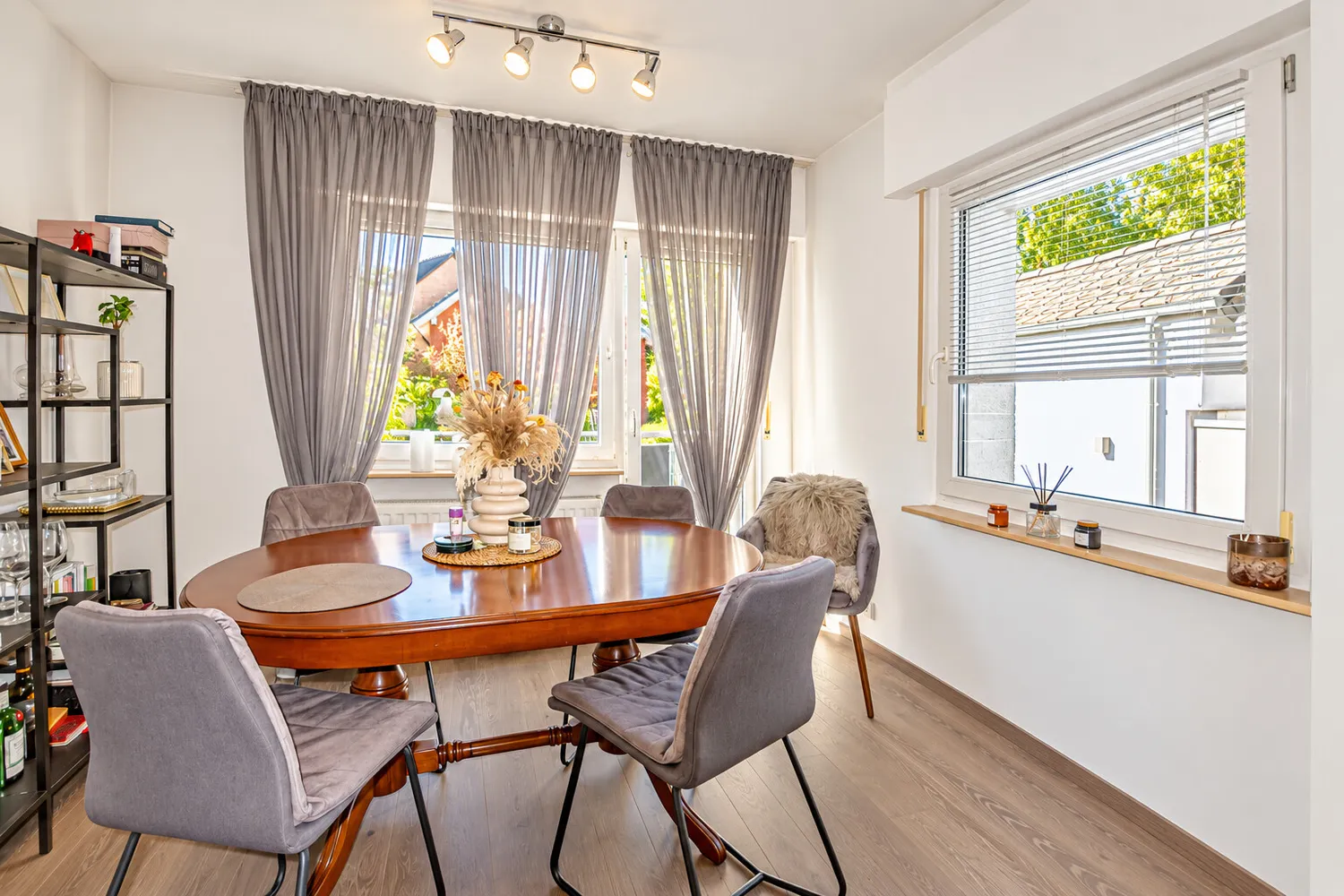 2 Zimmer Wohnung mit 60 m² in Hürth – Bild 3