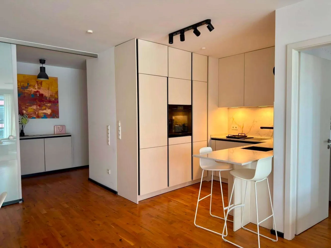 2 Zimmer Wohnung mit 83 m² in Hamburg – Bild 7