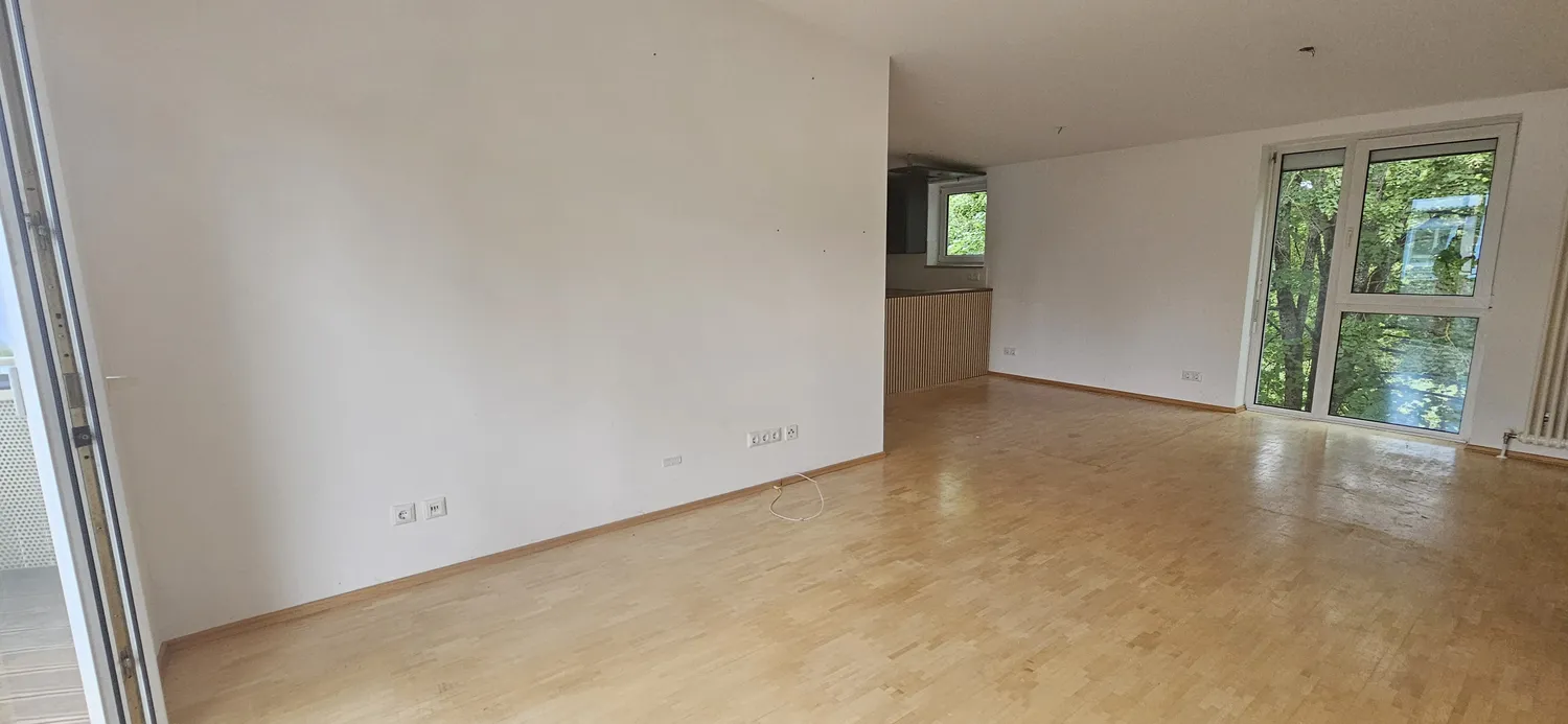 4 Zimmer Wohnung mit 96 m² in München – Bild 2