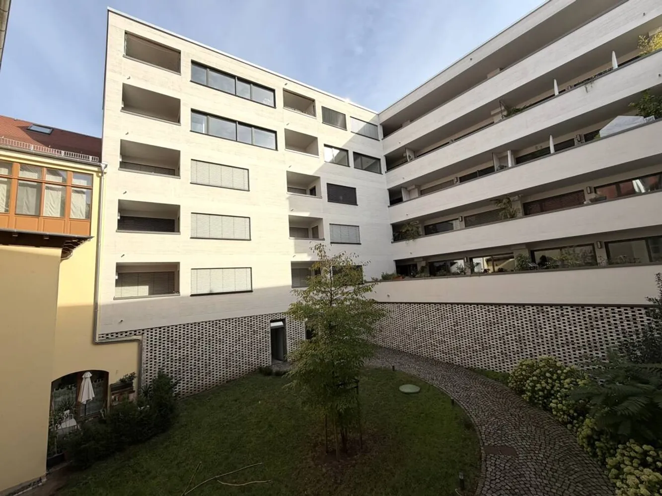 4 Zimmer Wohnung mit 136 m² in Halle (Saale) – Bild 4