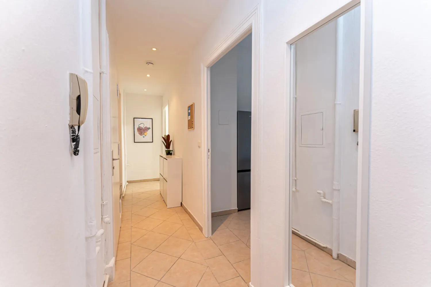 Shared room with 8 m² in Berlin – Photo 8