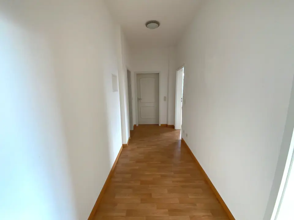2 Zimmer Wohnung mit 51 m² in Zeitz – Bild 4
