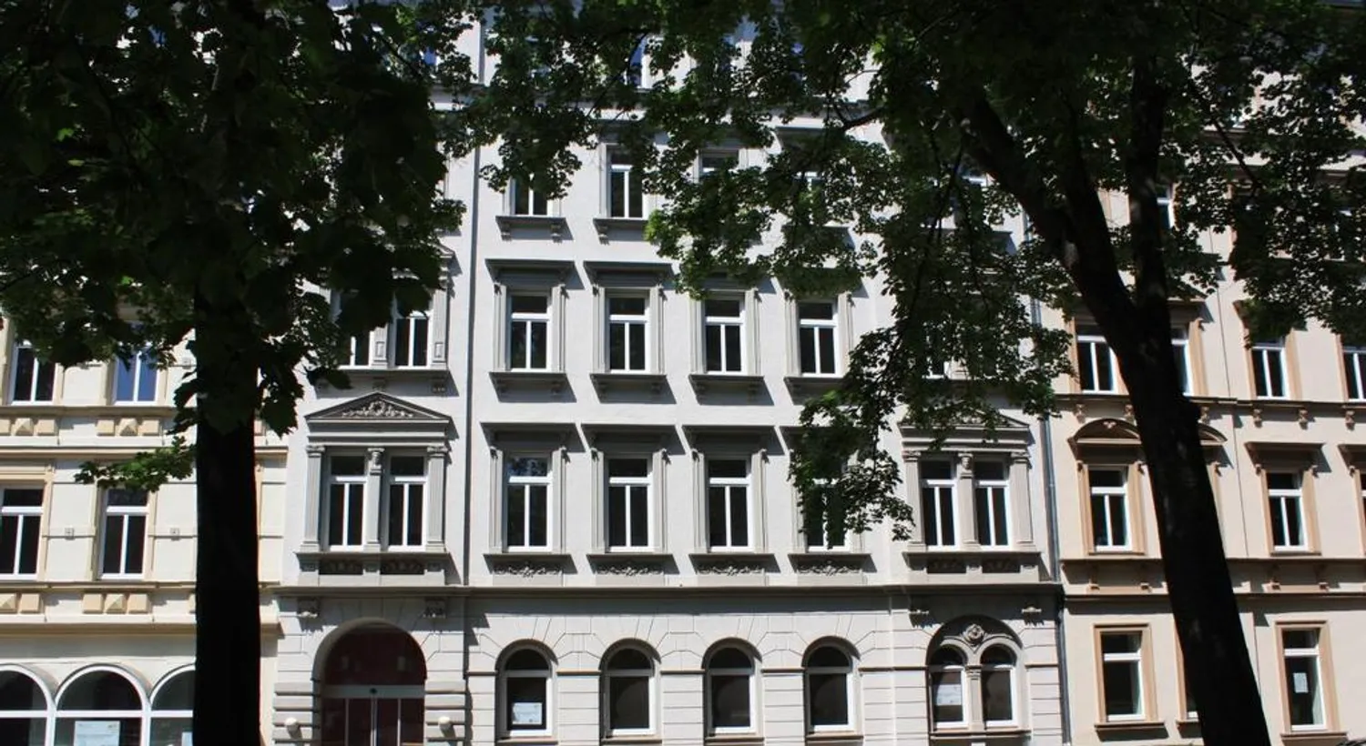 5 Zimmer Wohnung mit 143 m² in Chemnitz – Bild 5
