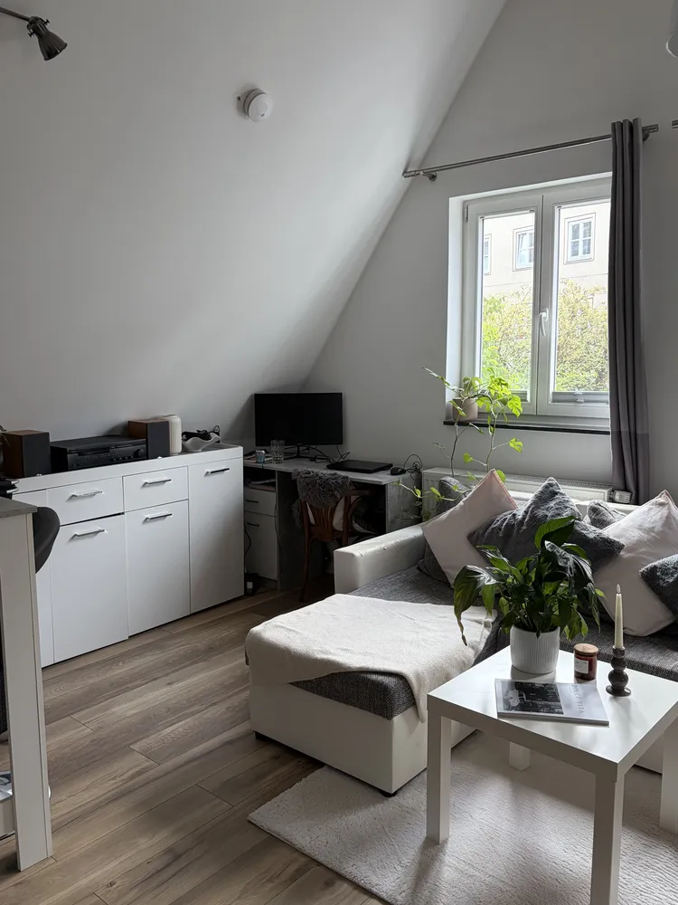 1 room apartment with 33 m² in Augsburg – Photo 5