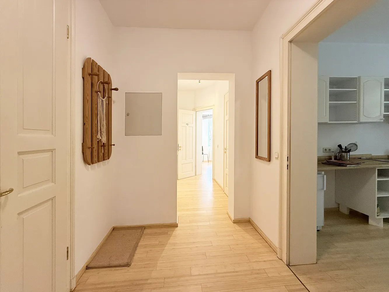 2 Zimmer Wohnung mit 77 m² in Dresden – Bild 4